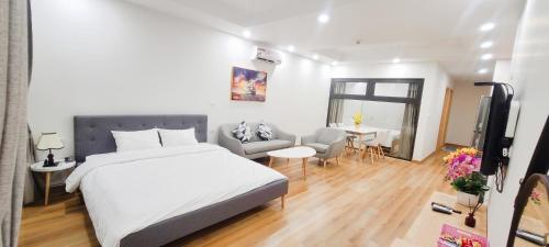 TMS Pullman Luxury Home