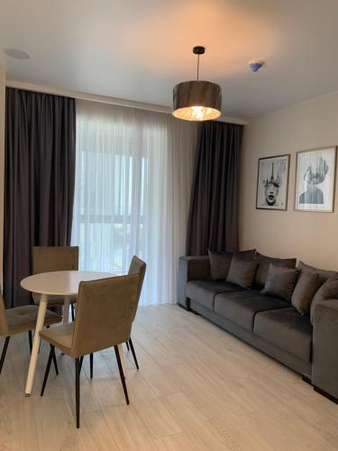 LuxuryFloor37/38