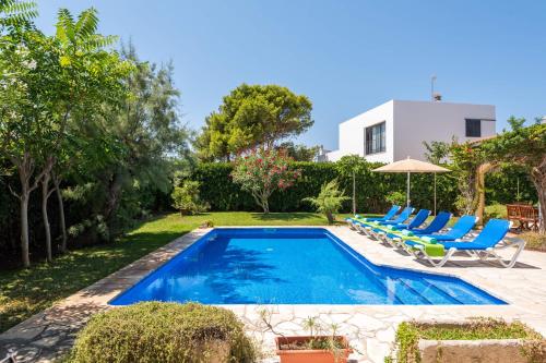 Three-Bedroom Villa image 9