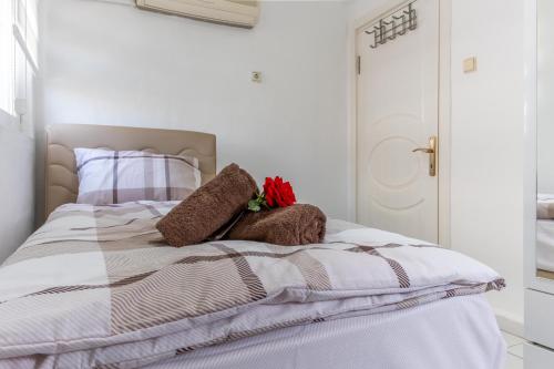 Villa Lale - 3 bed with top kitchen and garden!