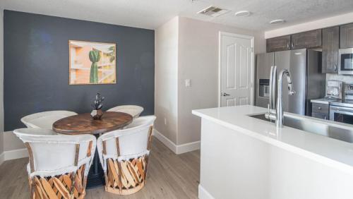 WanderJaunt - Iris - 2BR - North Scottsdale - image 6