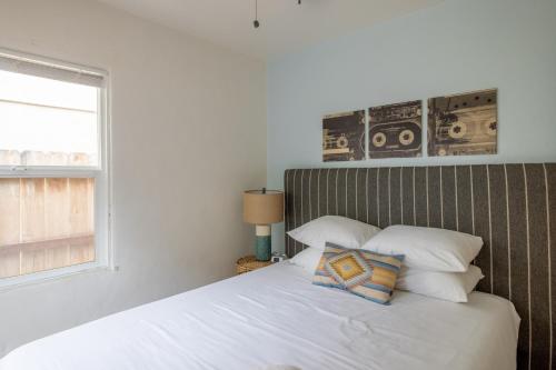 WanderJaunt - Bernard - 2BR - Point Loma - image 6