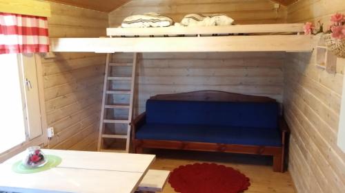 4 bunk beds