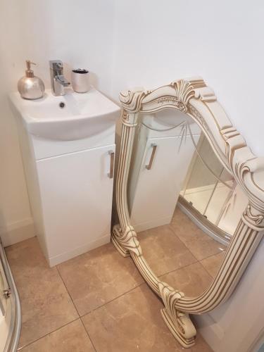 Brendan's Apartment On Same Grounds As Family Home Brendan's Apartment On Same Grounds As Family Home