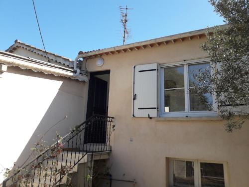 maison terrasse gîte à louer Les Salins