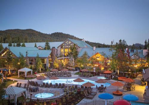 Tenaya Lodge at Yosemite in ฟิชแคมป์ (CA)