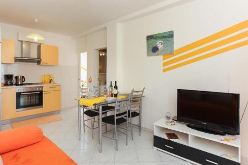 Apartments Pojko - image 11