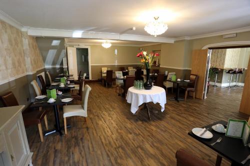 Ormonde House Hotel - image 6