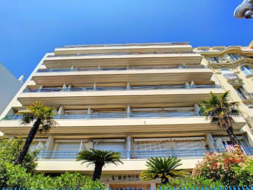 Nestor&Jeeves - HORIZON PROMENADE - Central - Sea front - image 7