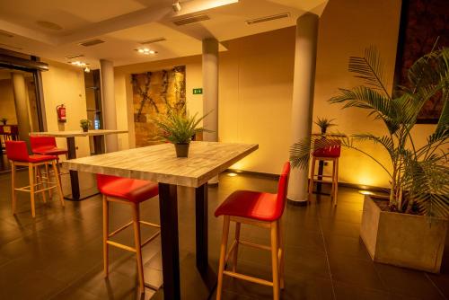 共用Lounge/電視區, Hotel Los Nardos in 奇皮奧納市中心