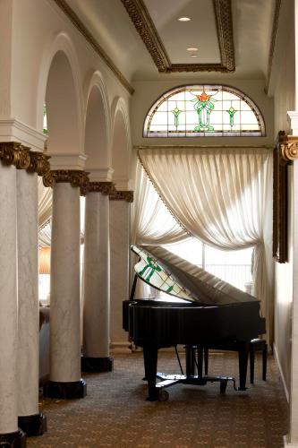 Capital Hotel