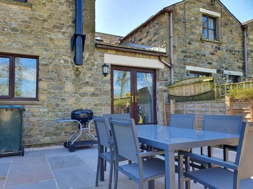 10 Flying Horse Shoes Cottage
