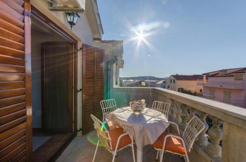 Two-Bedroom Apartment with Terrace