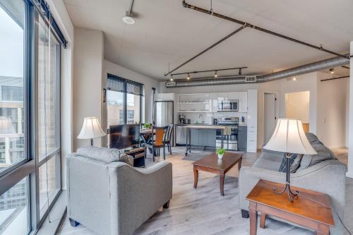 DC Marina Side 30 Day Stays - image 8