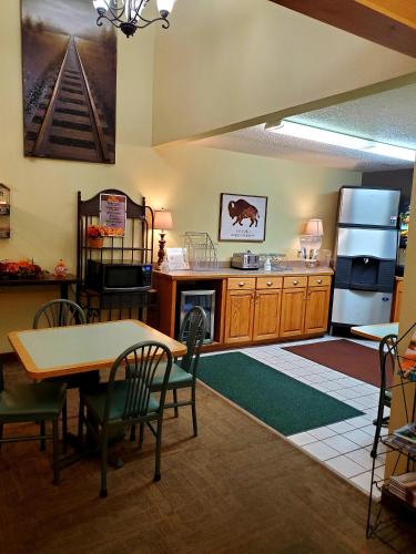 Bison Plains Lodge - 로비