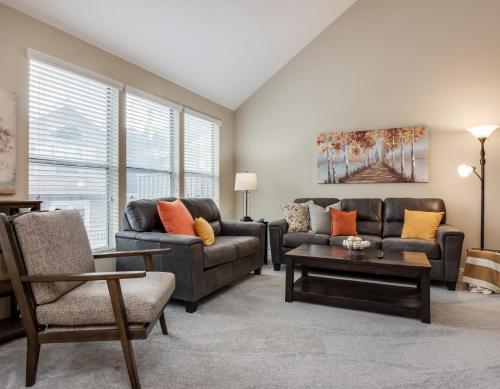Awesome Ski location - Alta-Snowbird - Private Hot Tub - Park - image 3