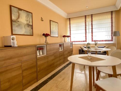 廚房, Casablanca Hotel Studios in 聖瑪爾塔德托爾梅斯