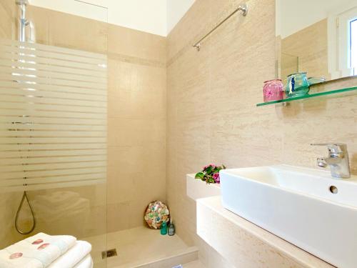 Villa Olga Kassiopi with private pool by DadoVillas