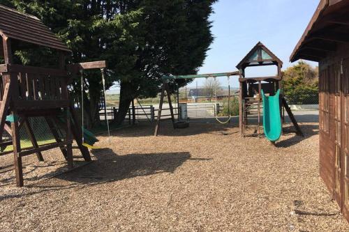 46 Gower Holiday Village