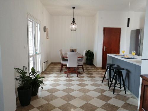 Apartments Jelka - image 2