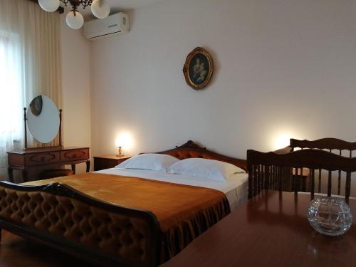 Apartments Jelka - image 4