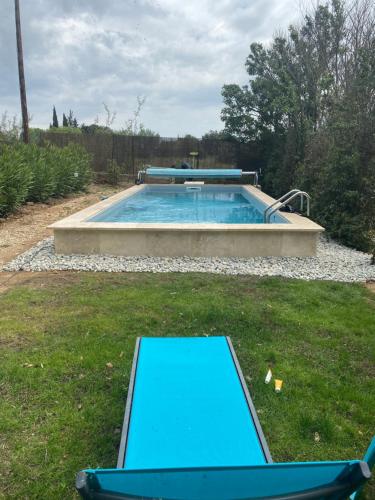 STUDIO Havre de paix au pont du gard Piscine et Jacuzzi chez Valerie Payre