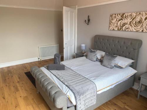 WEST END - Stunning, spacious, 3 bedroom, main door flat with private parking, Glasgow (Foto 6)