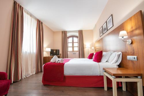 Hospedium Hotel Casino Del Tormes - image 11
