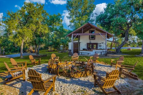 Rest Yourself River Ranch in Mineral Wells, USA