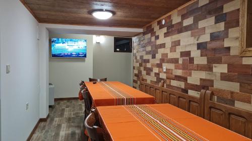 Zlatniyat Telets Guest Rooms - image 13