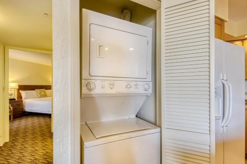 Kaanapali Shores - image 6