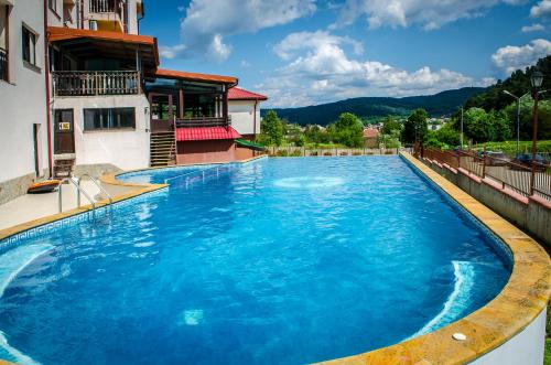 апартаменти Tryavna lake, Trjawna (zdjęcie 6)