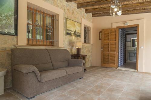 Maravillosa finca ses comes con piscina - image 8