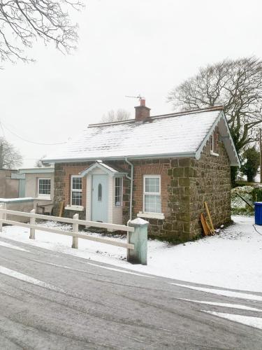 Ballyharvey Gate Lodge