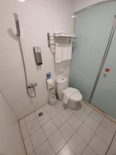 Funny Ximen Hotel - 샤워실