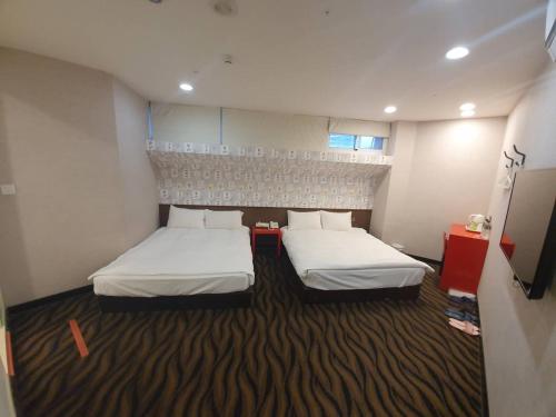 Funny Ximen Hotel