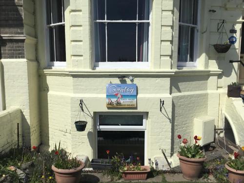 The Coventry Guest House - image 10
