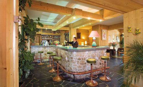 Le Castillan - image 12