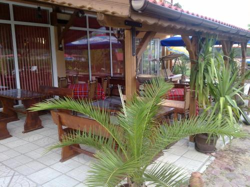 餐廳, Sveti Georgi Family Hotel in 沃爾舍茨