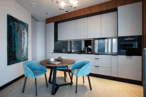 Studio Apartment image 3