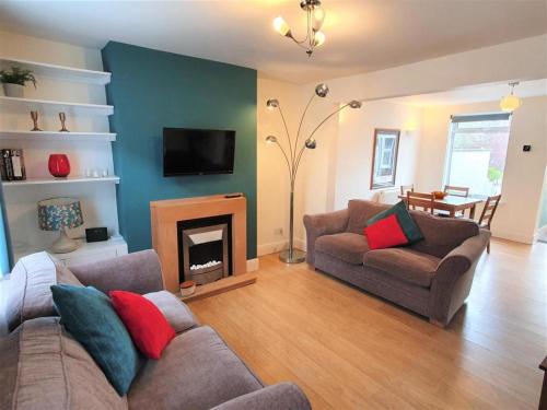 Prospect House - Delightful terrace home close to city centre gîte à louer East Kent Hospitals