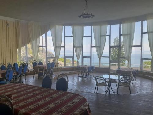 Nhà hàng, Sevan Writers House in Sevan