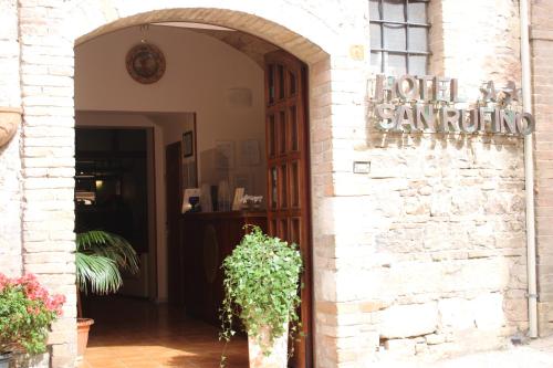 Hotel San Rufino - image 14