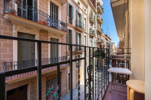 Pere Serafi 2 bedroom apartment - image 3