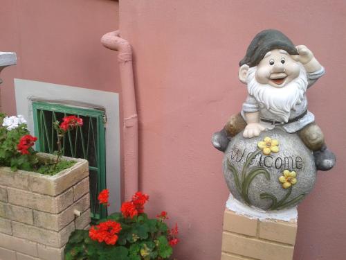 Corfu Sunflower Apartments - image 14