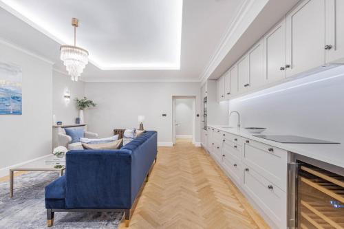 Brand new apartment Close Oxford Street