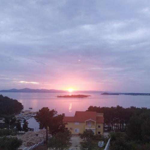  Apartments Nada in Drage