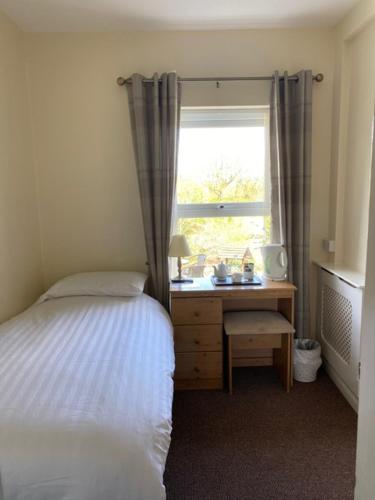 Church Hill House - image 3