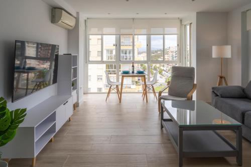  Montevideo Beach - Apartamento con vistas al mar recién renovado in Algarrobo-Costa