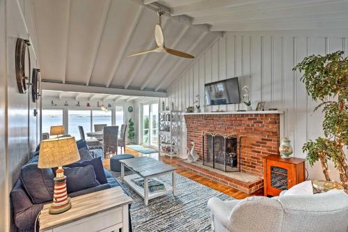 Waterfront Portsmouth Cottage: 8 Mi. From Newport! in Portsmouth (RI)